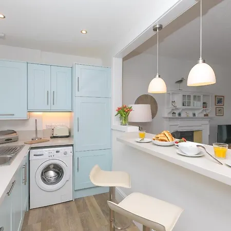 Apartment 4 Pentowan Court St Ives (Cornwall)